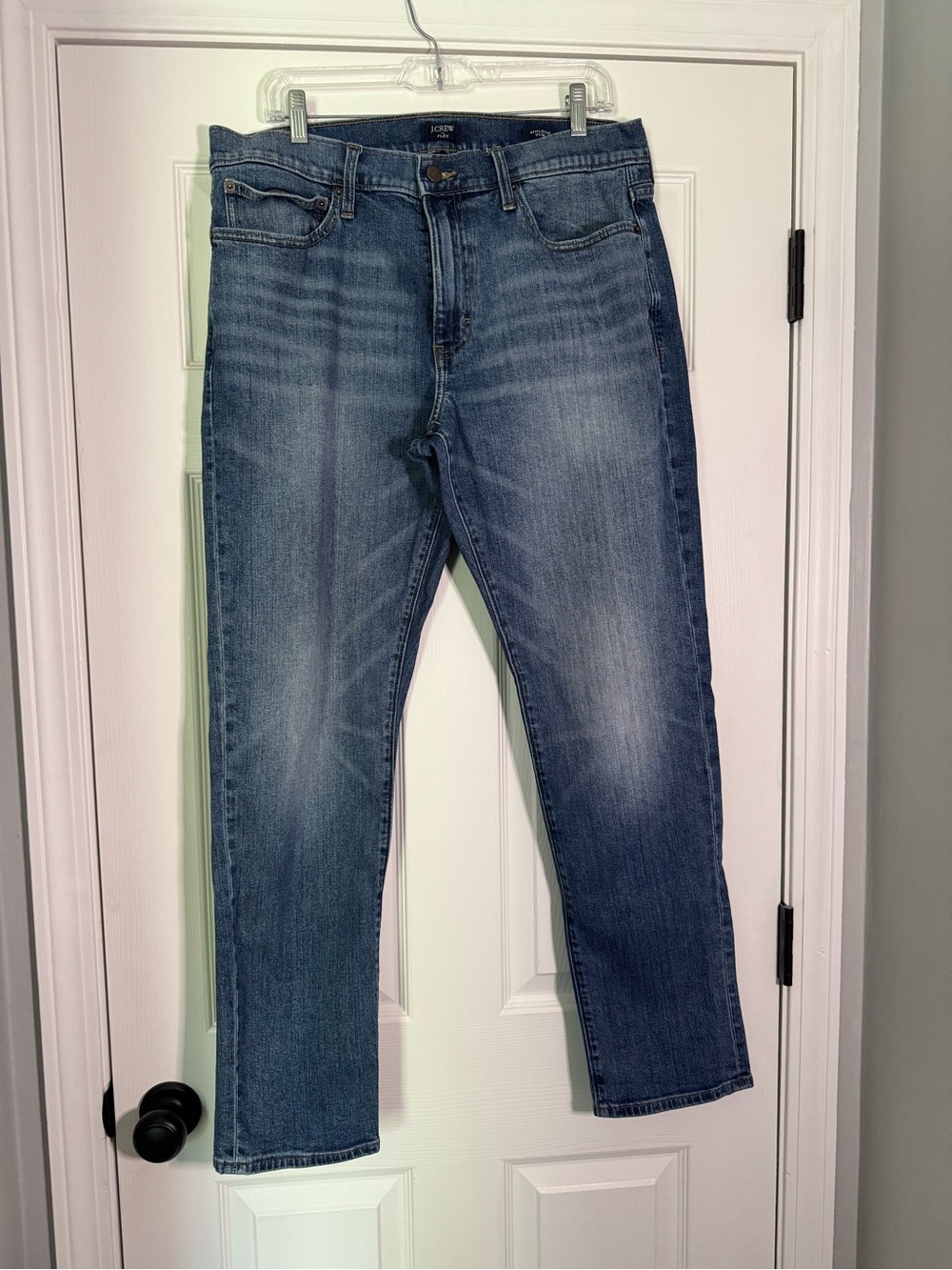 JCrew Men’s Flex Jeans Medium Wash - Athletic Slim Fit